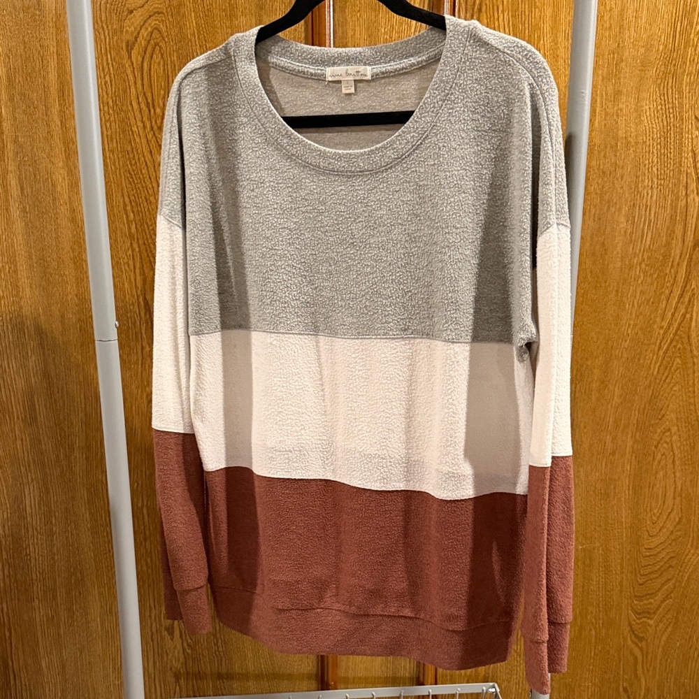 Nine Britton Gray, White, and Brown Colorblock Sweater